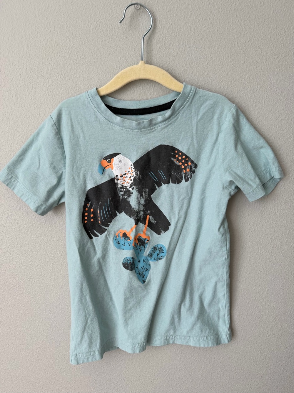 Boys Tea Collection Graphic T Light Blue size 7 T-Shirt
